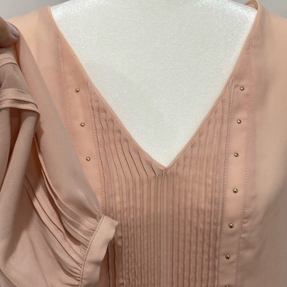 White House Black Market Blush V-Neck Blouse - Picture 4 of 8